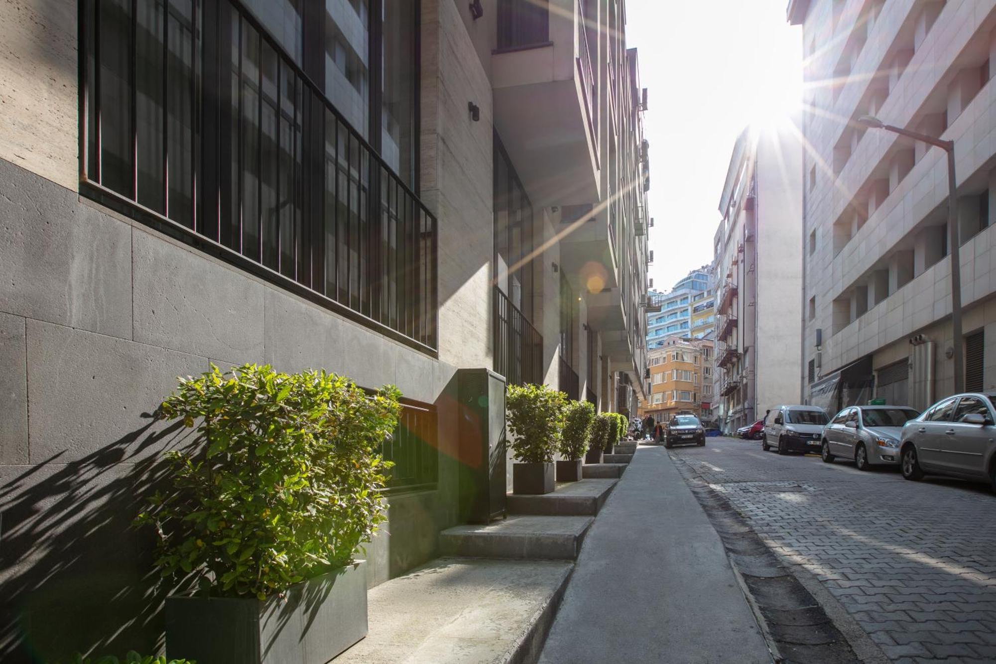 Ando Living - Taksim Gumussuyu Townhouse Apart Otel İstanbul